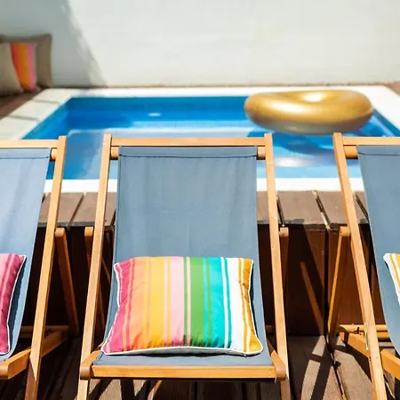 Ambassador Private Pool *