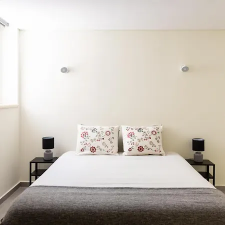 Ambassador Private Pool