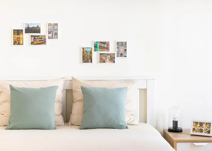 Ambassador Private Pool דירה