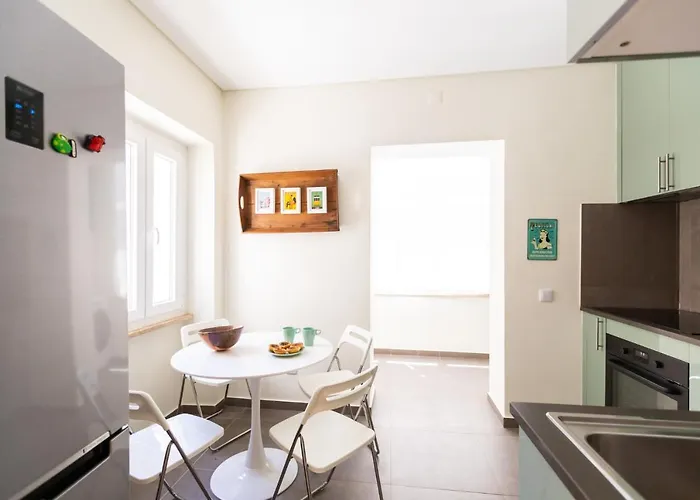 Ambassador Private Pool